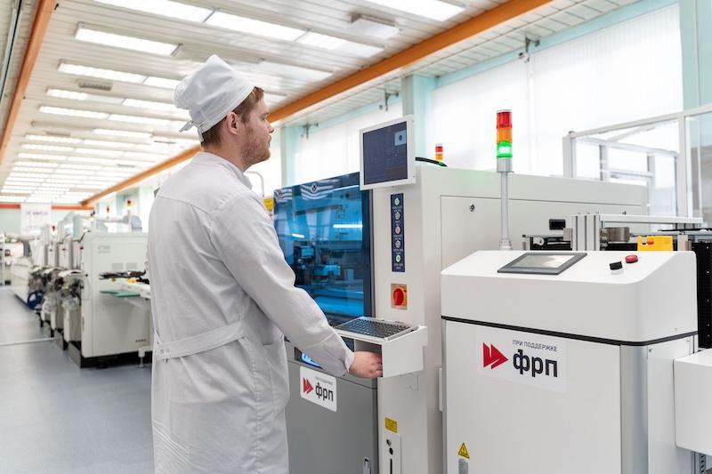 Ижевский радиозавод при участии ФРП запустил производство электронных модулей для базовых станций сотовой связи