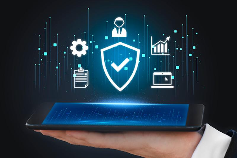 Киберпреступность в области децентрализованных финансов: отчет ЭАЦ InfoWatch